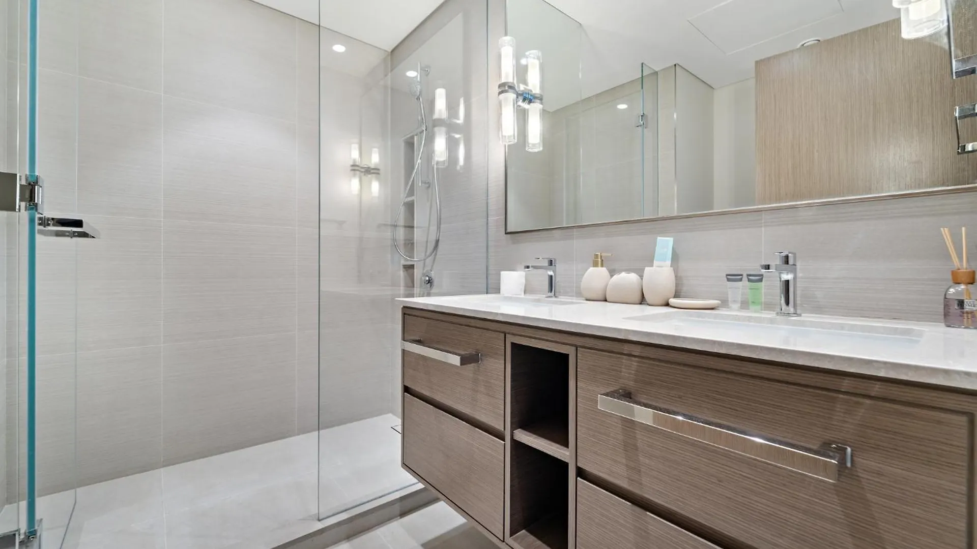 Luxurious 2Br With Full Burj Khalifa And Fountain View Apartment Dubai