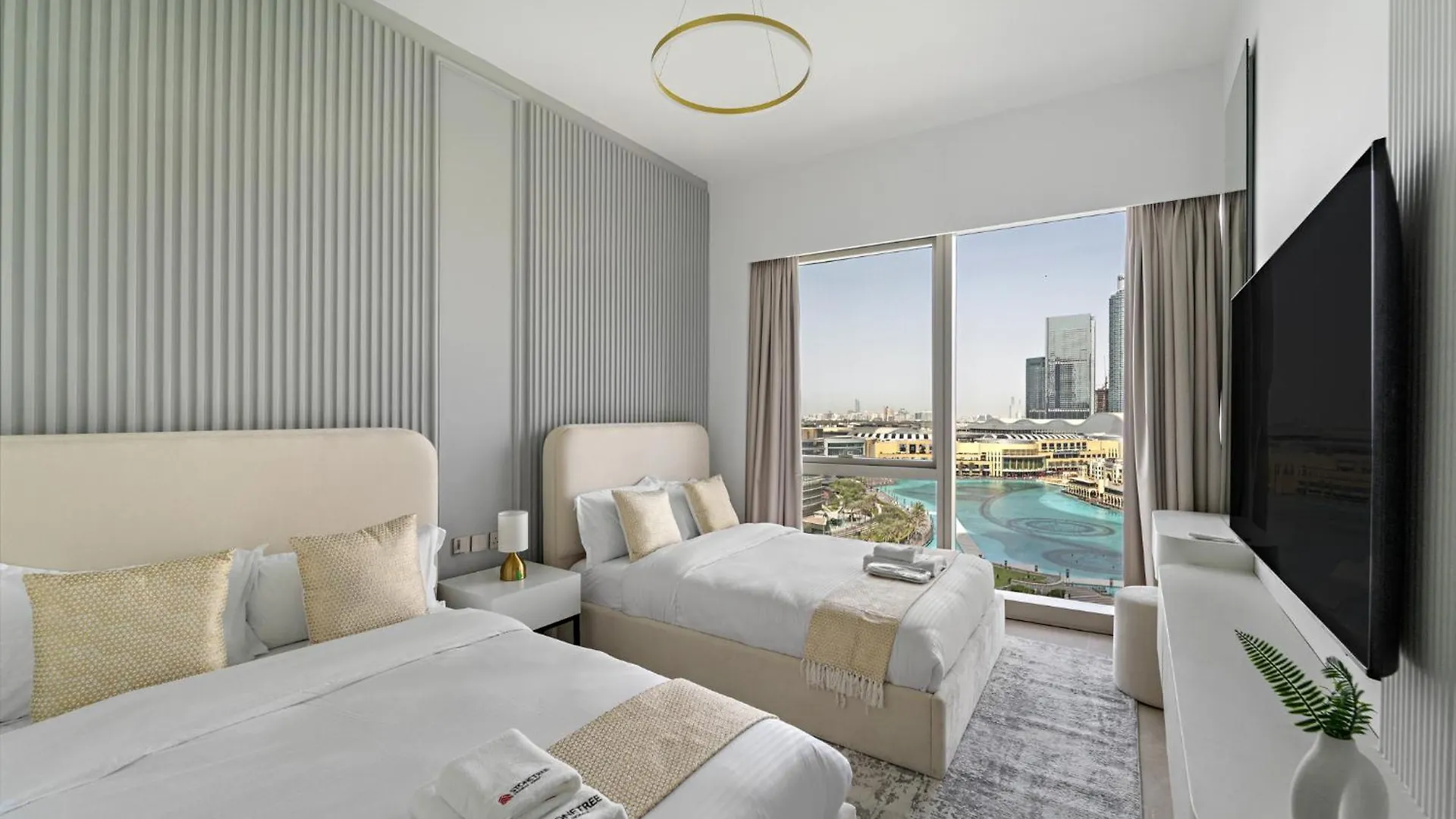 Luxurious 2Br With Full Burj Khalifa And Fountain View Apartment Dubai